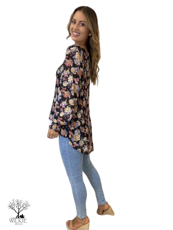 Ari Top