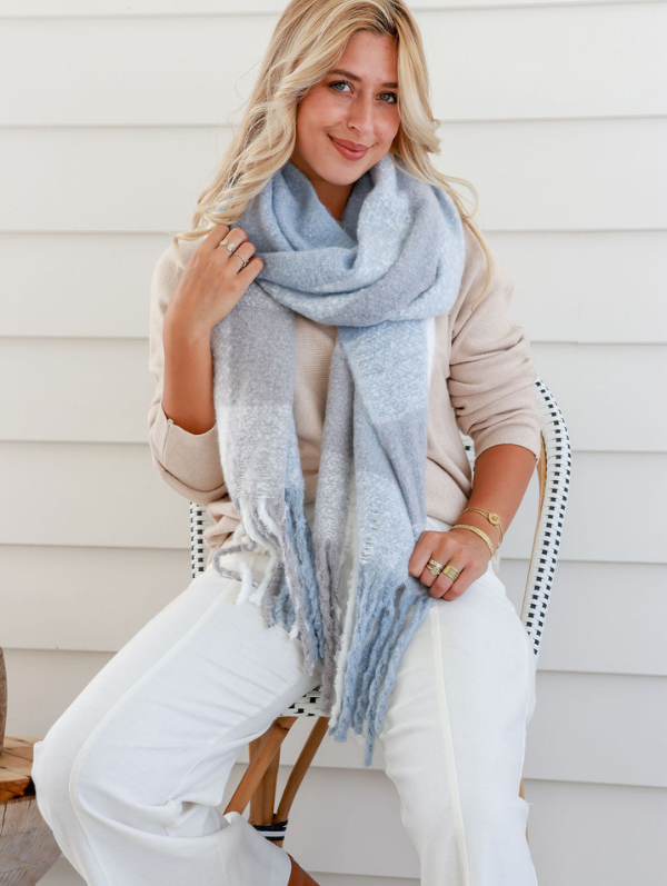 Winter Scarf Soft Grey / Blues