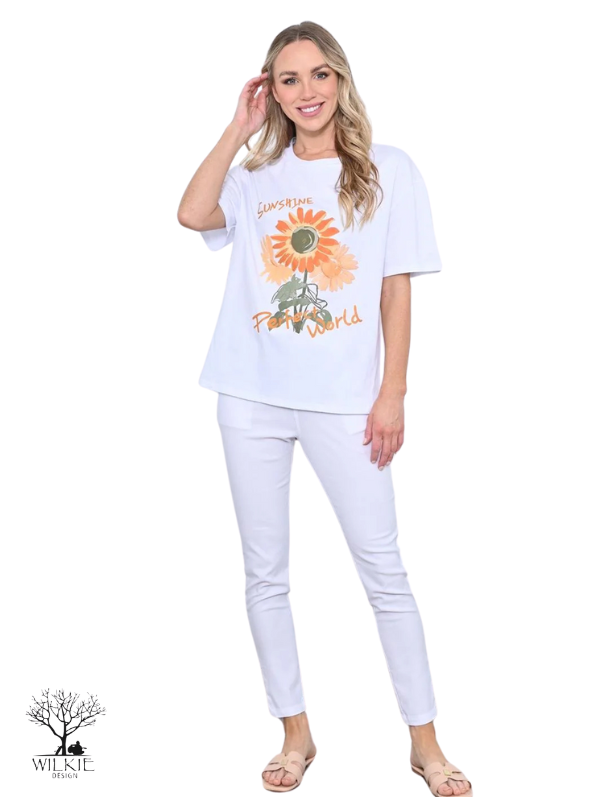 Tee - Perfect World White