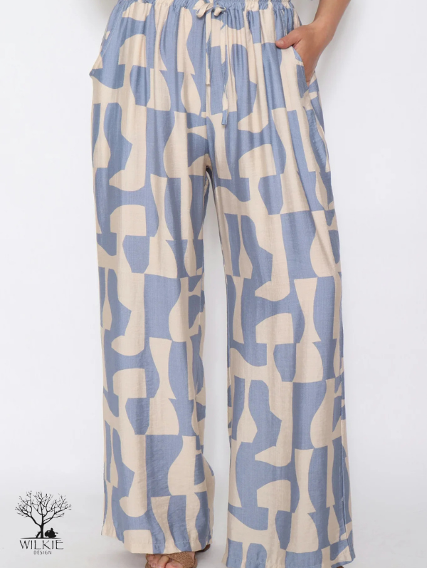 Pippa Pants Sky